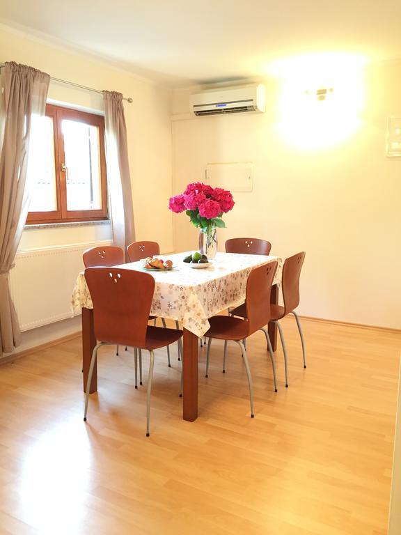Holiday Home Maver Forty Porec Exterior photo