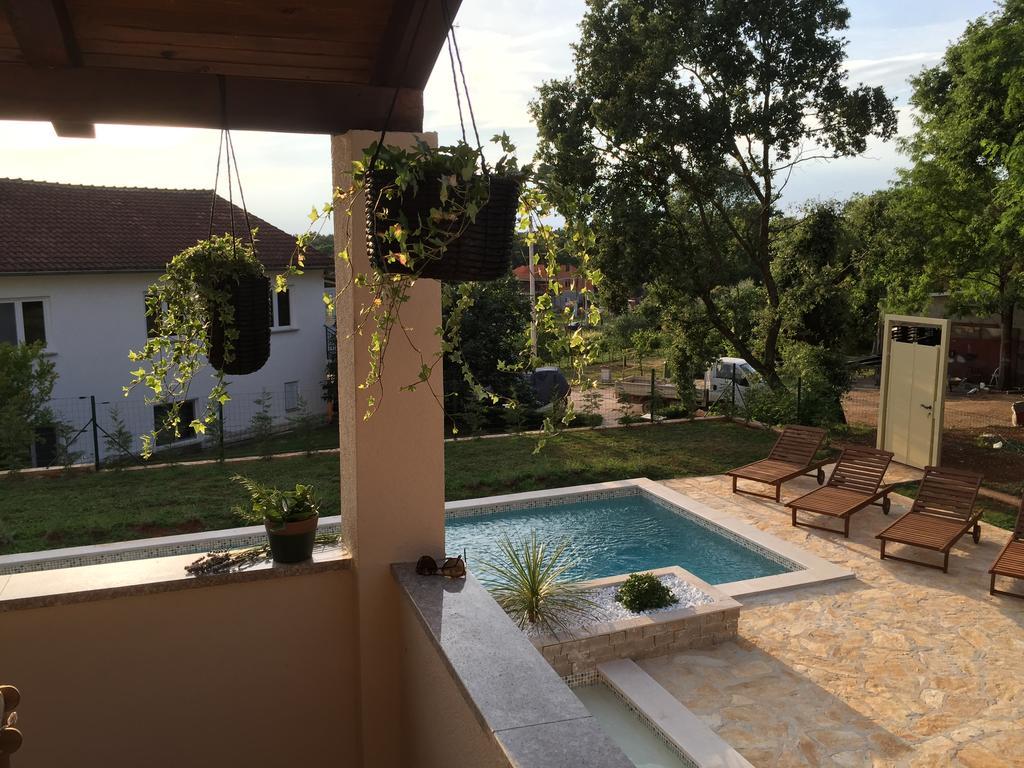 Holiday Home Maver Forty Porec Exterior photo